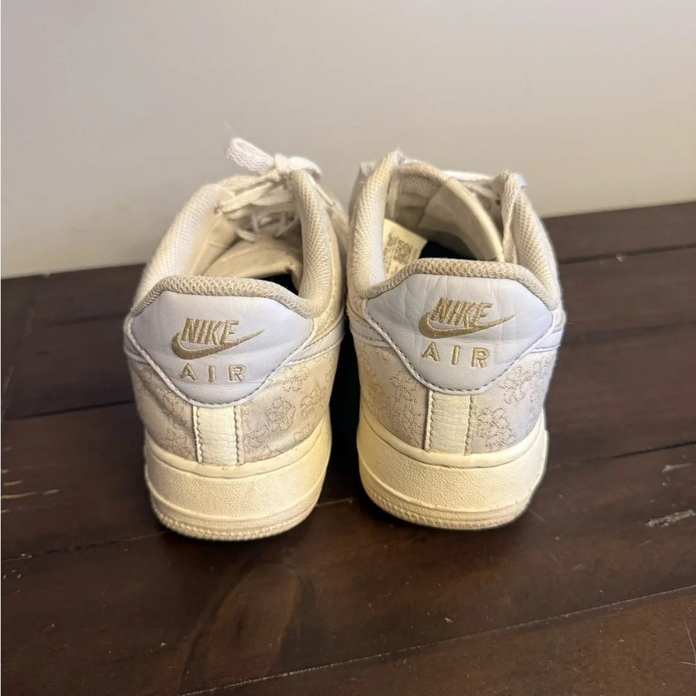 Nike Air Force 1 Low Floral Pattern Beige White Womens Size 7.5 Sneakers AF1